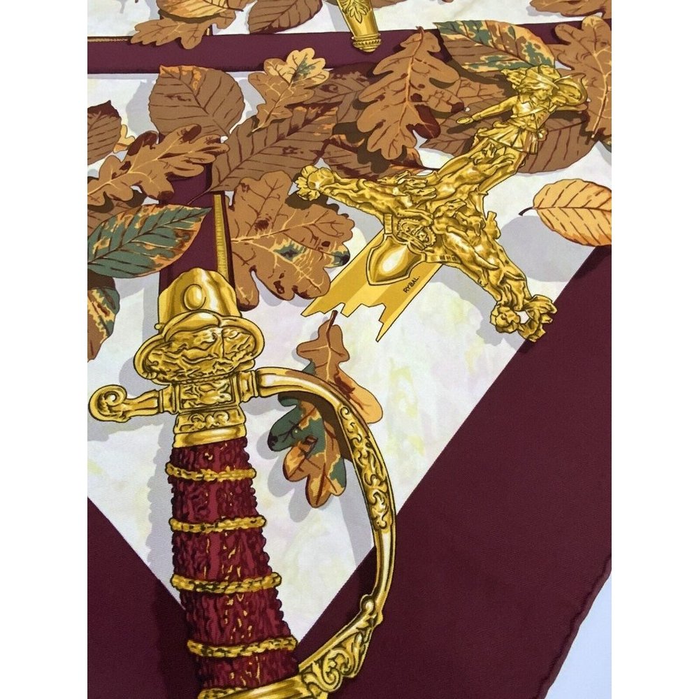 HERMÈS "AU PLUS DRU" Bordeaux Silk Scarf FRANCE 35’’/ 34" GD - Picture 4 of 7